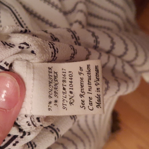 Dress - Picture 5 of 5